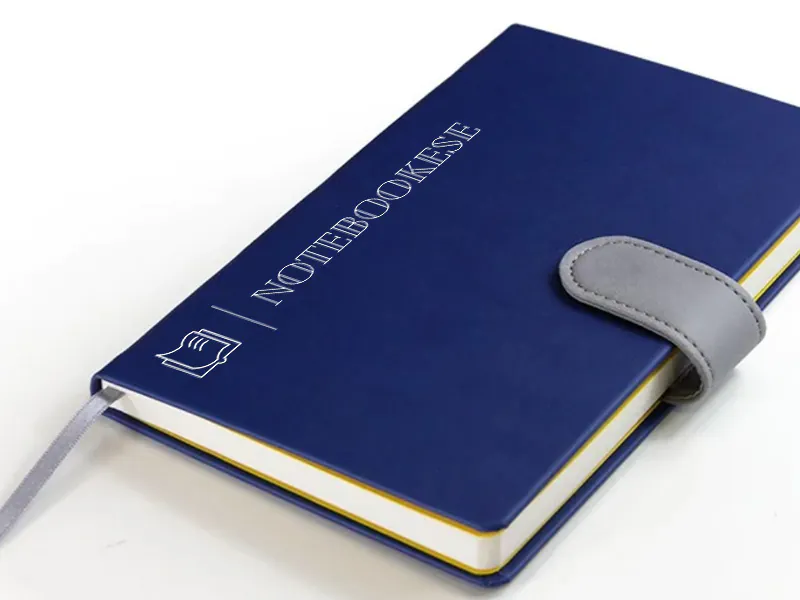 Agenda personalizada con cierre magnético